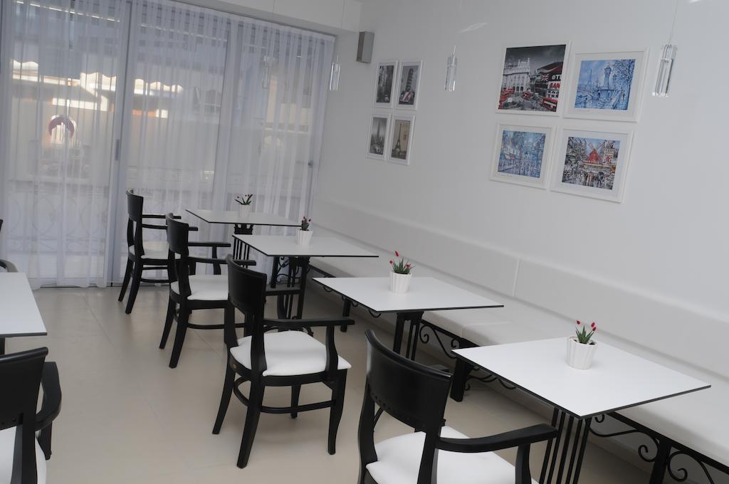 City Boutique Rooms Skopje Esterno foto