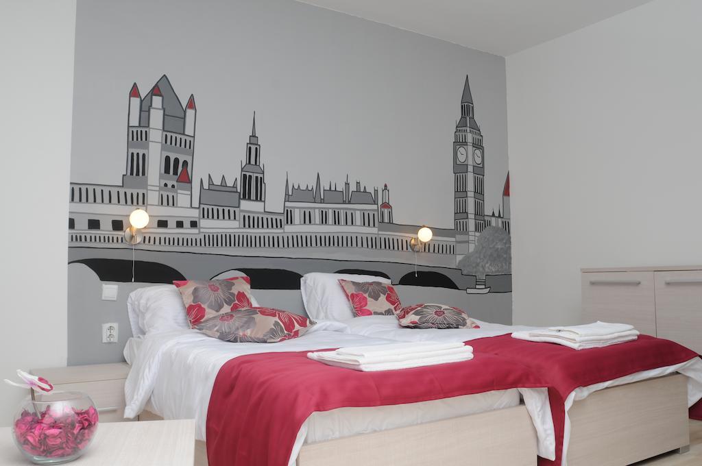 City Boutique Rooms Skopje Esterno foto