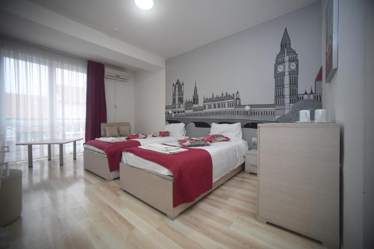 City Boutique Rooms Skopje Esterno foto