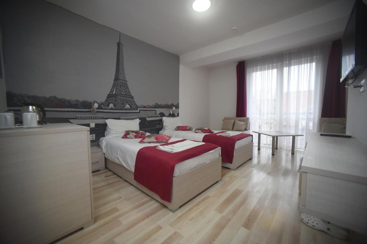 City Boutique Rooms Skopje Esterno foto