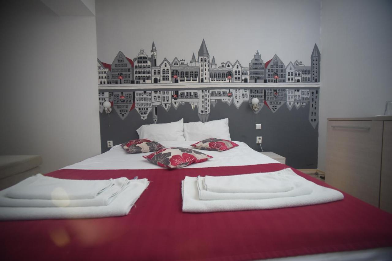 City Boutique Rooms Skopje Esterno foto